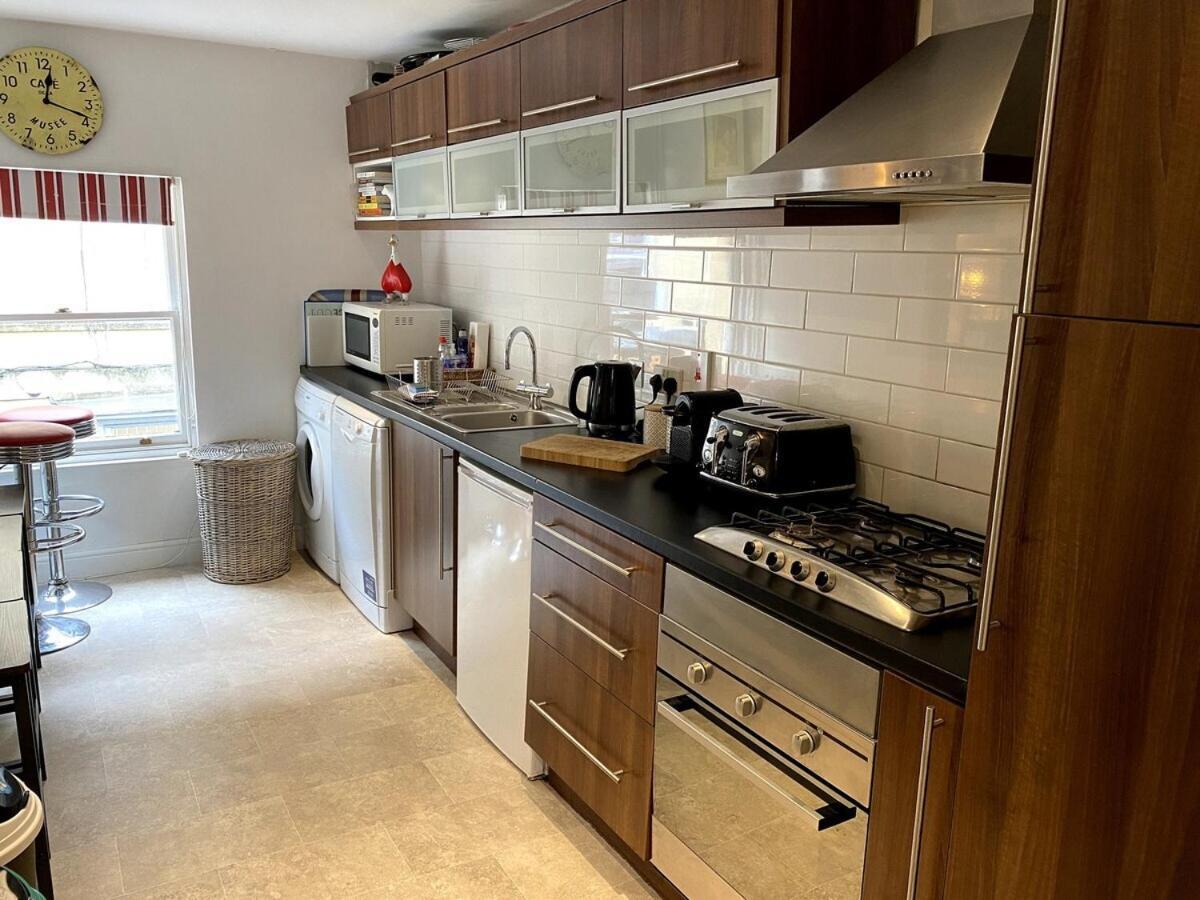 Spacious City Centre Apartment Μπαθ Εξωτερικό φωτογραφία